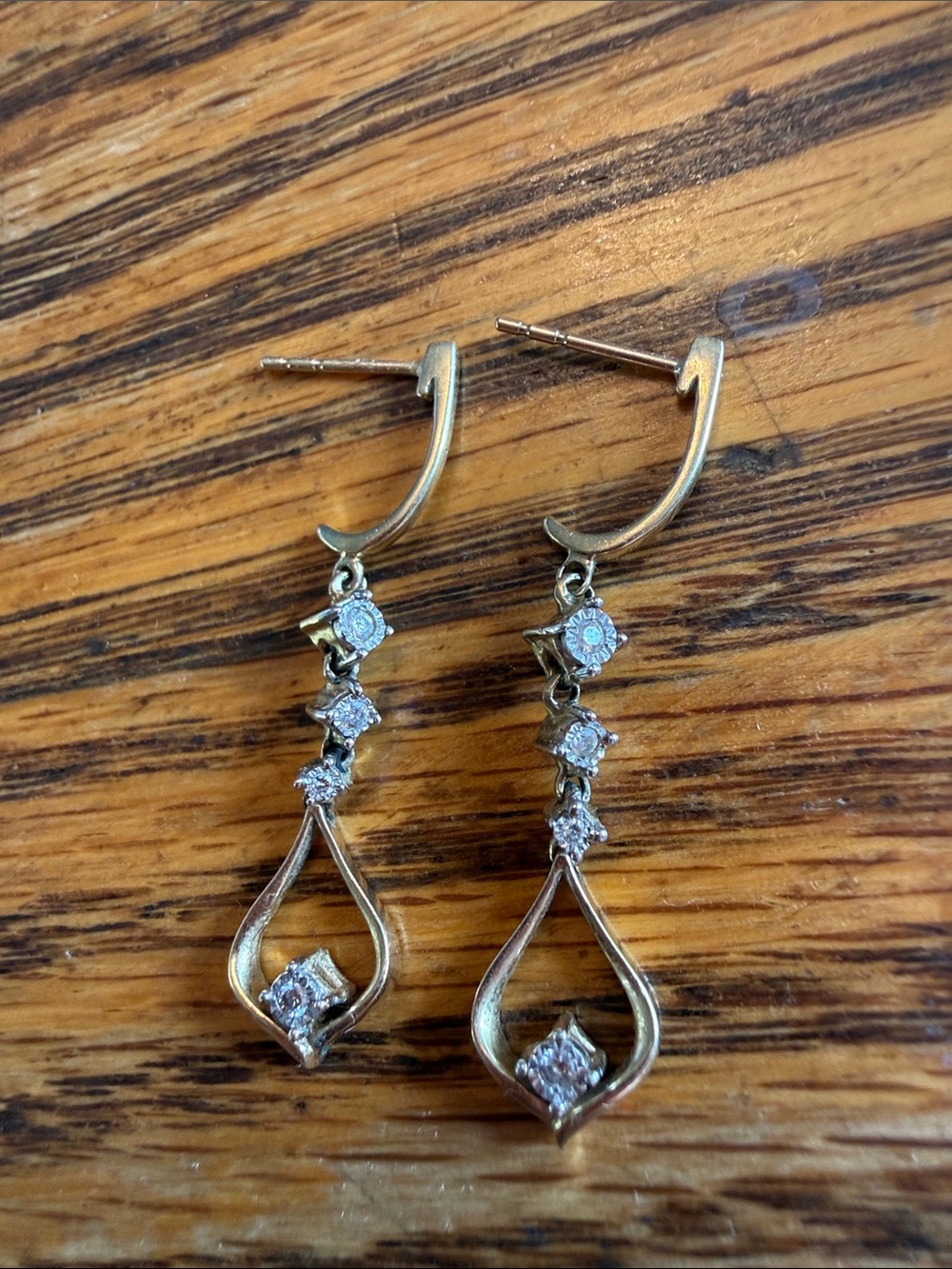 10k yellow gold diamond earrings